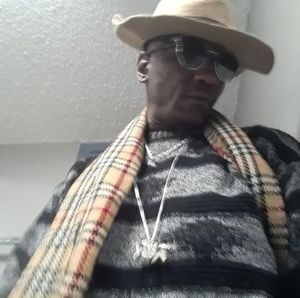 Meet your Posher, Kevin